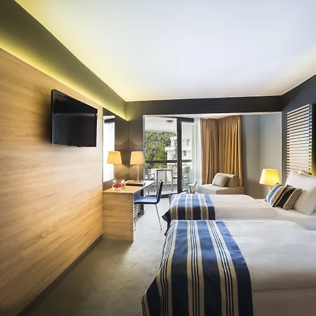 Admiral - By Liburnia & 4*