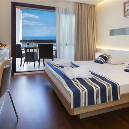 Otel Admiral 4*