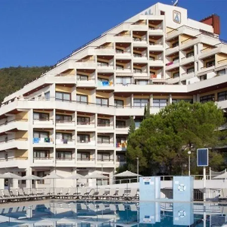 ホテル Admiral - By Liburnia & 4*