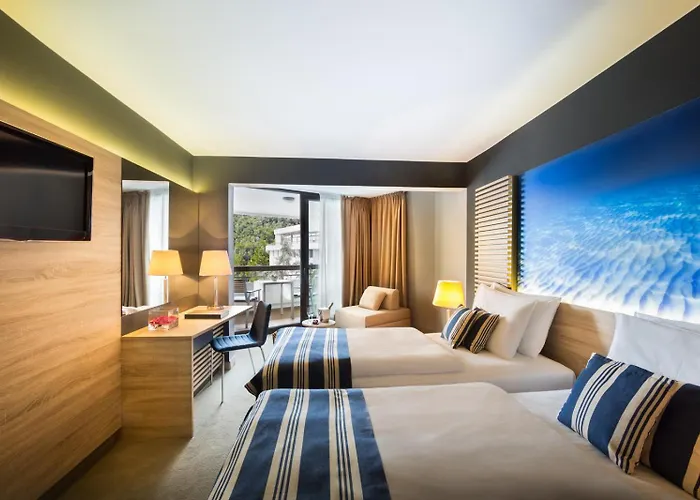 Admiral - By Liburnia & 4* オパティヤ