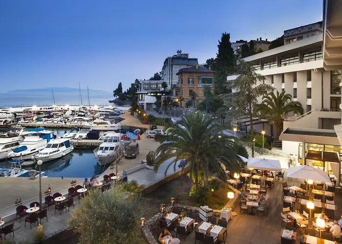 Admiral - By Liburnia & オパティヤ