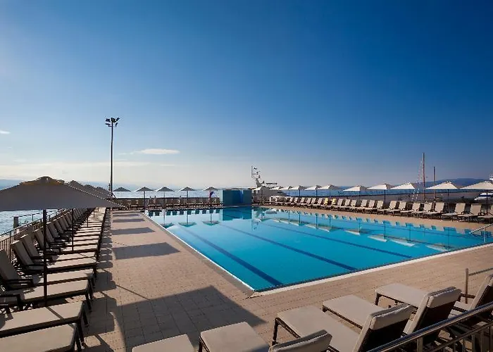 Admiral - By Liburnia & ホテル オパティヤ