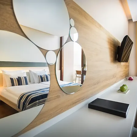 Admiral - By Liburnia & Οπατία