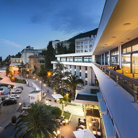 Ξενοδοχείο Admiral - By Liburnia &