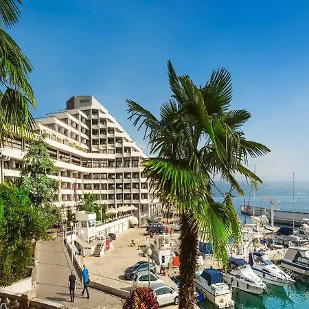 Ξενοδοχείο Admiral - By Liburnia &