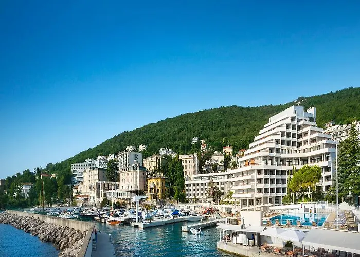 Admiral - By Liburnia &